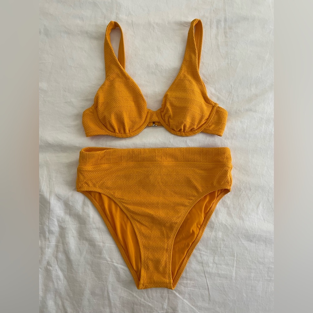 Splendid Mustard Yellow Textured Bikini Set | High-Waisted | Size Small
